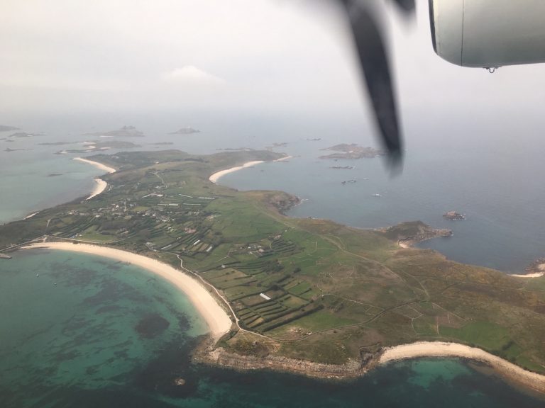 Anflug auf die Scilly Islands, blick aus dem Skybus