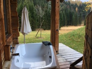 Außenbadewanne, Luxuslodge Chaletresort La Posch, Tirol